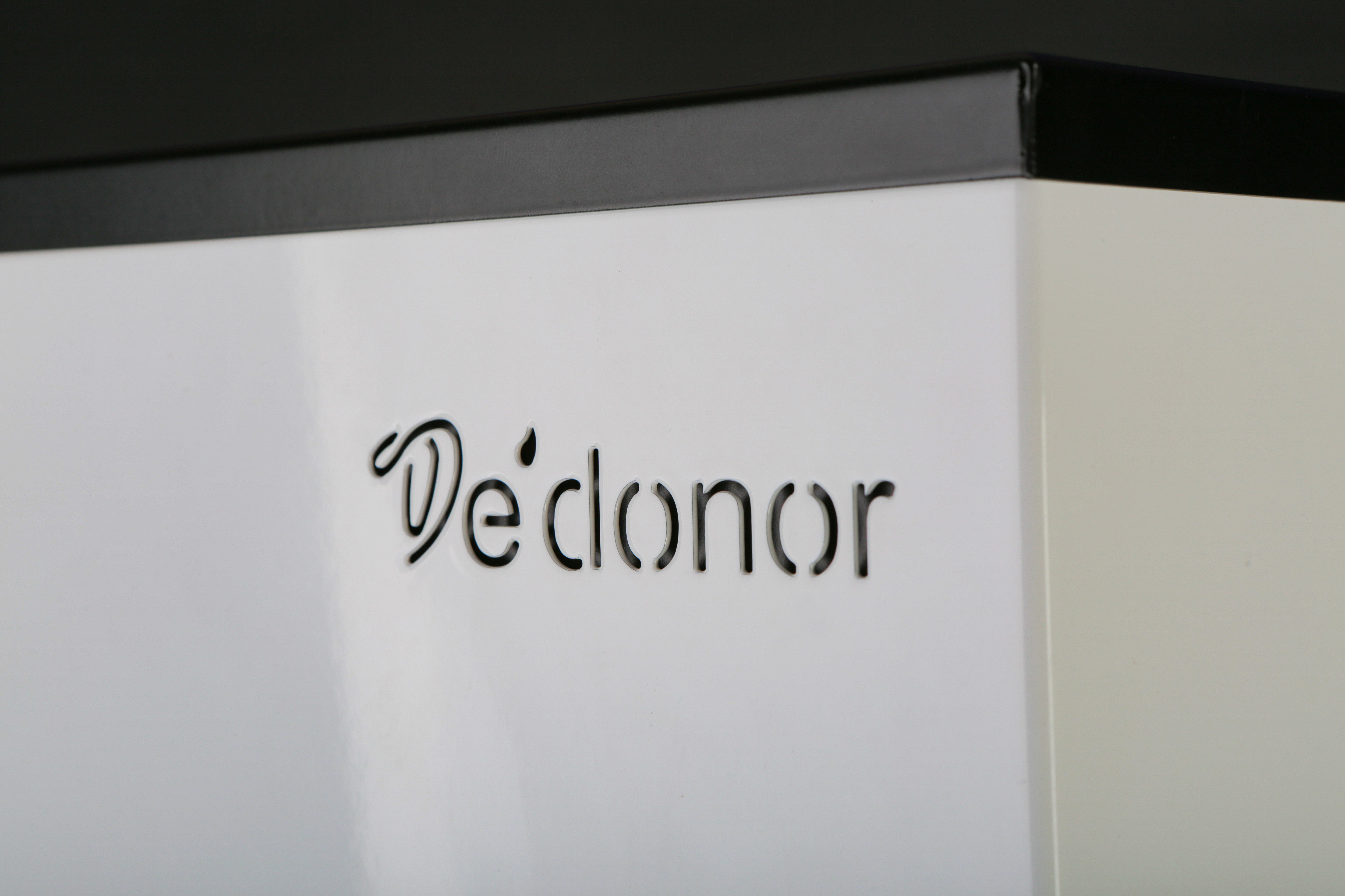 Dedonor® Desinfektions- und Hygienemittelspender - Weltneuheit, Patentiertes System ohne Strom, Made in Germany Dedonor® Desinfektions- und Hygienemittelspender - Weltneuheit, Patentiertes System ohne Strom, Made in Germany